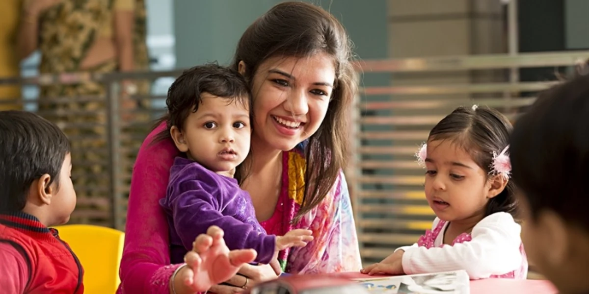 Οικιακές Βοηθοί & babyssiters